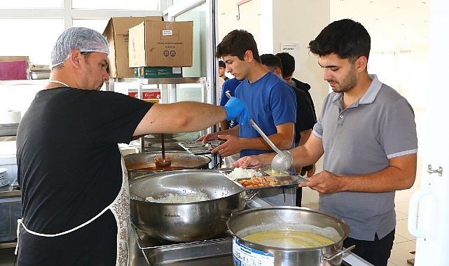 elmalida universitelilerin ilk tercihi buyuksehir belediyesi yurdu eVPaPh4f