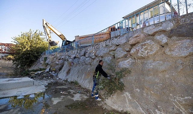 temiz korfez icin derelerde temizlik seferberligi BTk9ijP7