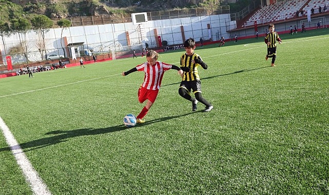 bayraklida u 10 cup futbol turnuvasi basladi Jy1ehYN2