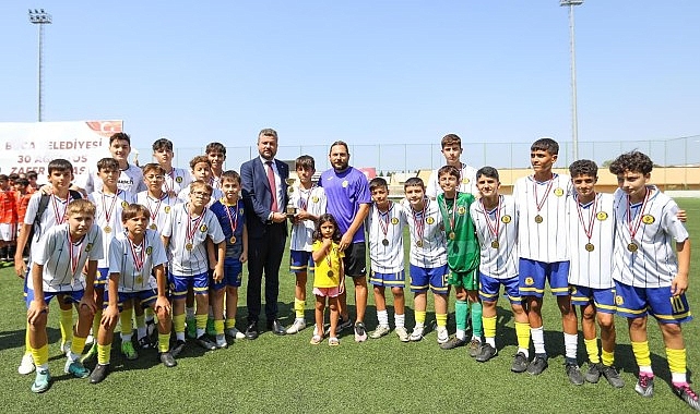 buca belediye spor u 14 takimi turkiye sampiyonasinda Ynj9Jn6D