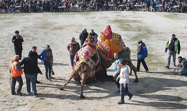 burhaniyede hasat festivali icin geri sayim basladi bsmlDI4w