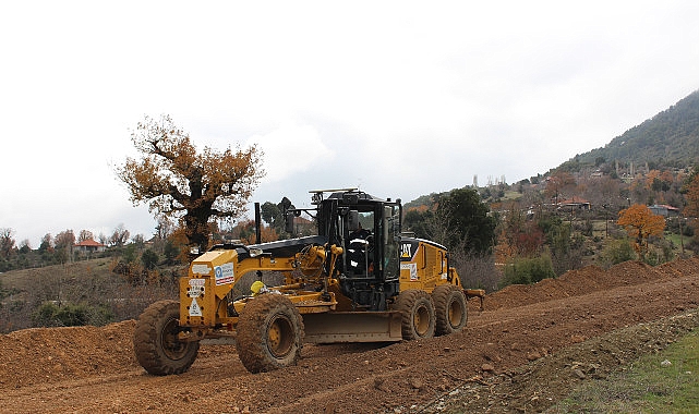 kemer ovacik yolu asfalta hazirlandi 93GeMHXp