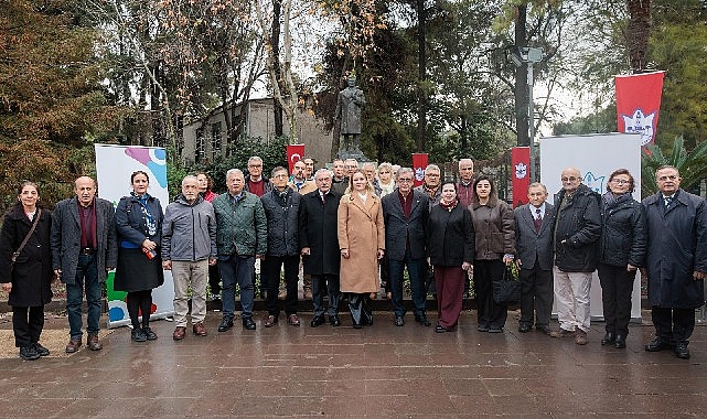 nazim hikmet konakta anildi Yu2YrCmF