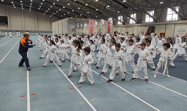 osmangazide karate egitim semineri DSQJWuGn