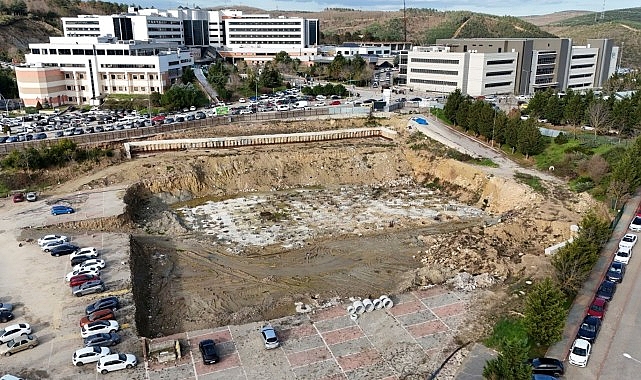 umuttepe otopark ve cami projesini birakan firmaya ceza rmwwCTHq