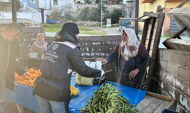 baskan cercioglu soguk havalarda vatandaslarin ve pazarci esnaflarinin yaninda olmaya devam ediyor 2jcR8izD