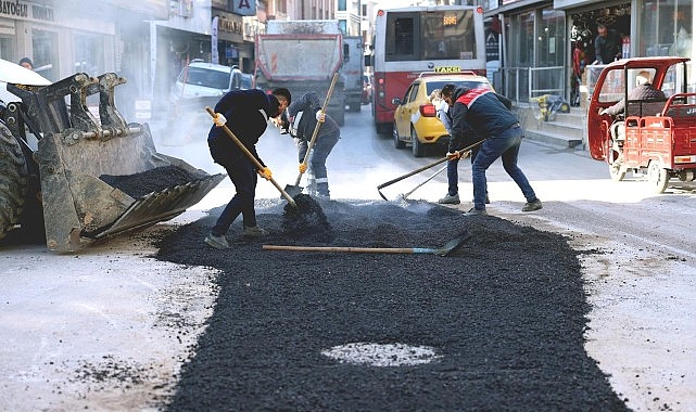 bayraklida asfalt calismalari suruyor KLaynSWY