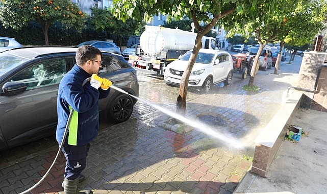 efes selcuk sokaklarinda temizlik harek ti