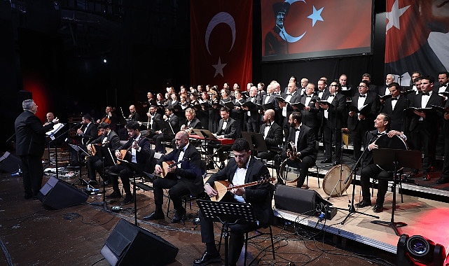 ege turkuleri konseri ile muzik ziyafeti bH5m2Ml8