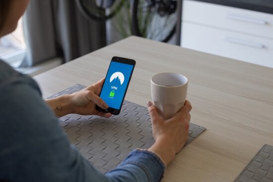 Proxy Kullanarak 4G/5G Mobil İnternet ile Anonim Kalma