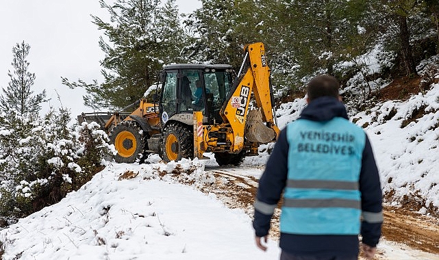 Yenişehir Belediyesinden kar temizleme ve yol açma çalışması 1 yenisehir belediyesinden kar temizleme ve yol acma calismasi y5sbnZu2
