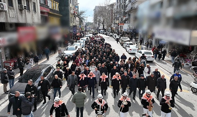 zeytin hasat sonu meci senligi coskuyla kutlandi tWEdOIG1